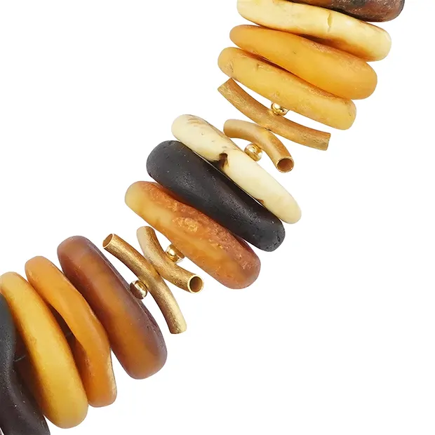 Collier Ambre disques 15-27mm, doré, Pièces uniques 005 | Marco Schreier