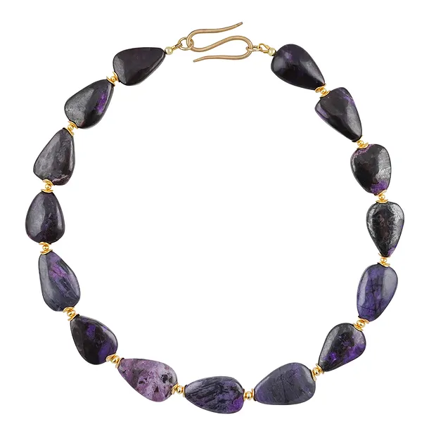 Collar estudio Sugilita, gota, chapado en oro, único 012 | Marco Schreier