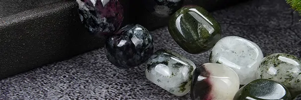 Edelsteinstränge Barockformen & Nuggets | GH Edelsteine, Heilsteine & Schmuck