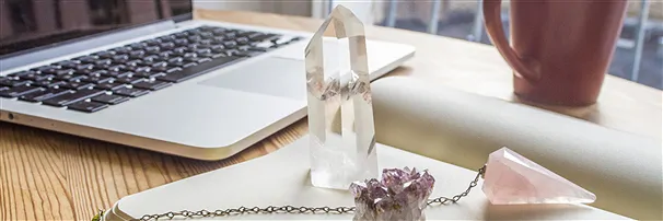 Pendulums, One Hand Rods, Runic Oracles | wholesaler gems & healing stones