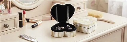 Objetos decorativos de concha y madre Perla (Nácar) | Marco Schreier