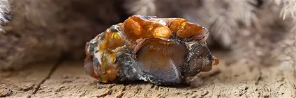 Ágata de fuego perforada | piedras preciosas, piedras curativas y joyería