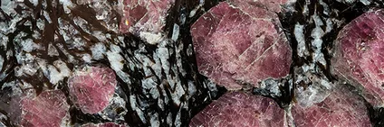 Rubin & Rubin-Zoisit gebohrt | Mineralienhandel Edelsteine, Heilsteine & Schmuck