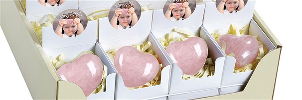 Displays with stone hearts | minerals wholesale - gems, healing stones & jewelry