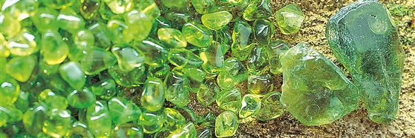 Peridot (Olivin) | Schreier Mineralienhandlung Edelsteine, Heilsteine & Schmuck