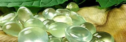 Pietra burattata di prehnite | gemme, pietre curative e gioielli all'ingrosso