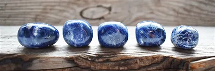 Pietre grezze e pietre burattate sodalite | grossista gemme e pietre curative