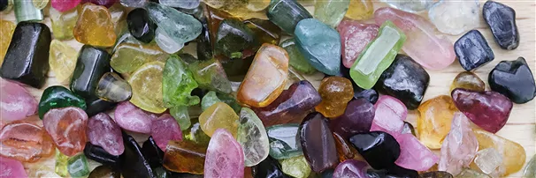 Turmalin (alle Farben) | Schreier Großhändler Edelsteine, Heilsteine & Schmuck