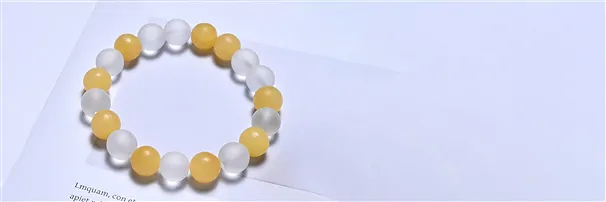 Bracelets with round beads with several gemstones | Marco Schreier