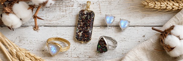 Gioielli con calcedonio di Venere e labradorite | Marco Schreier