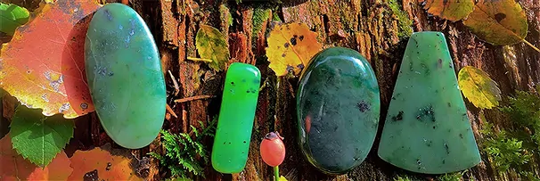 Schmuck mit Nephrit-Jade | Schreier Großhändler Edelsteine, Heilsteine & Schmuck