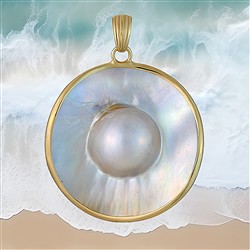 Bijoux avec perle, nacre et coquillages