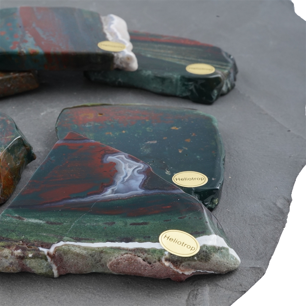 Slabs Heliotrope (Bloodstone), 05 - 06cm (24 pcs./ PU)