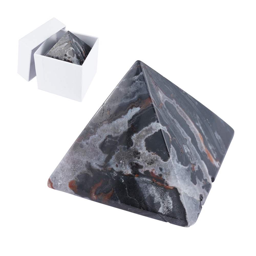 Sardonyx pyramid in gift box, 05cm