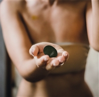 Uovo di Yoni in ossidiana, 3,5 cm (piccolo)