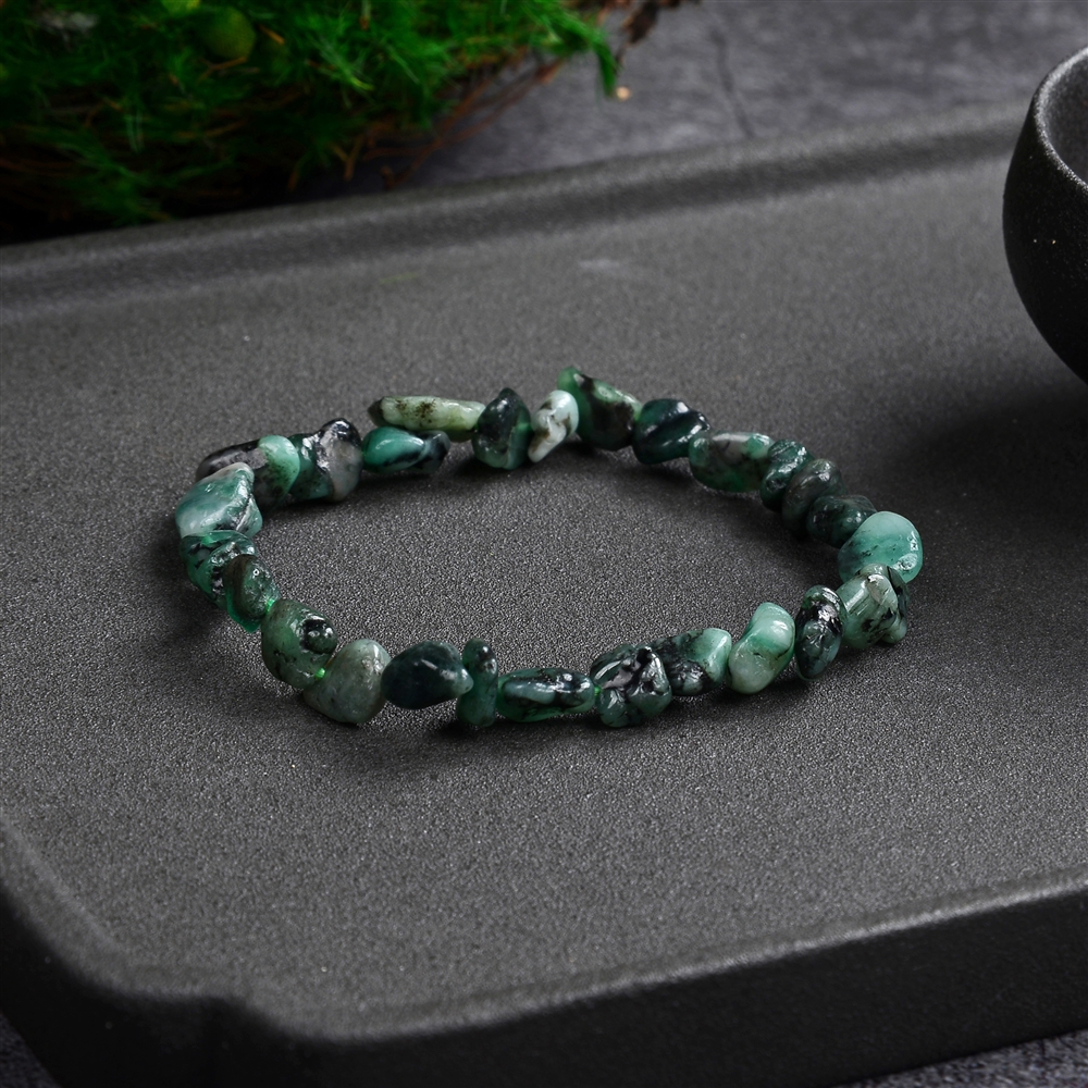 Bracelet, emerald, 08-10mm nuggets