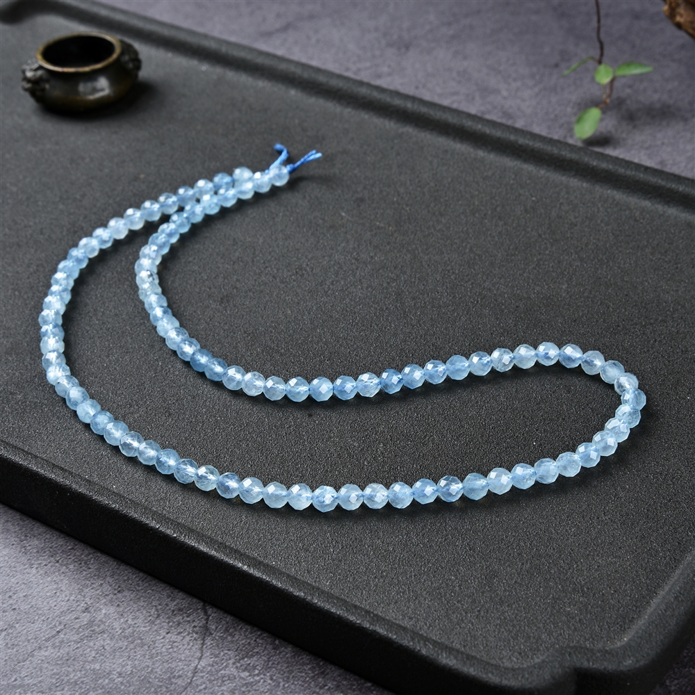 Strand of beads, Aquamarine, faceted, 04mm