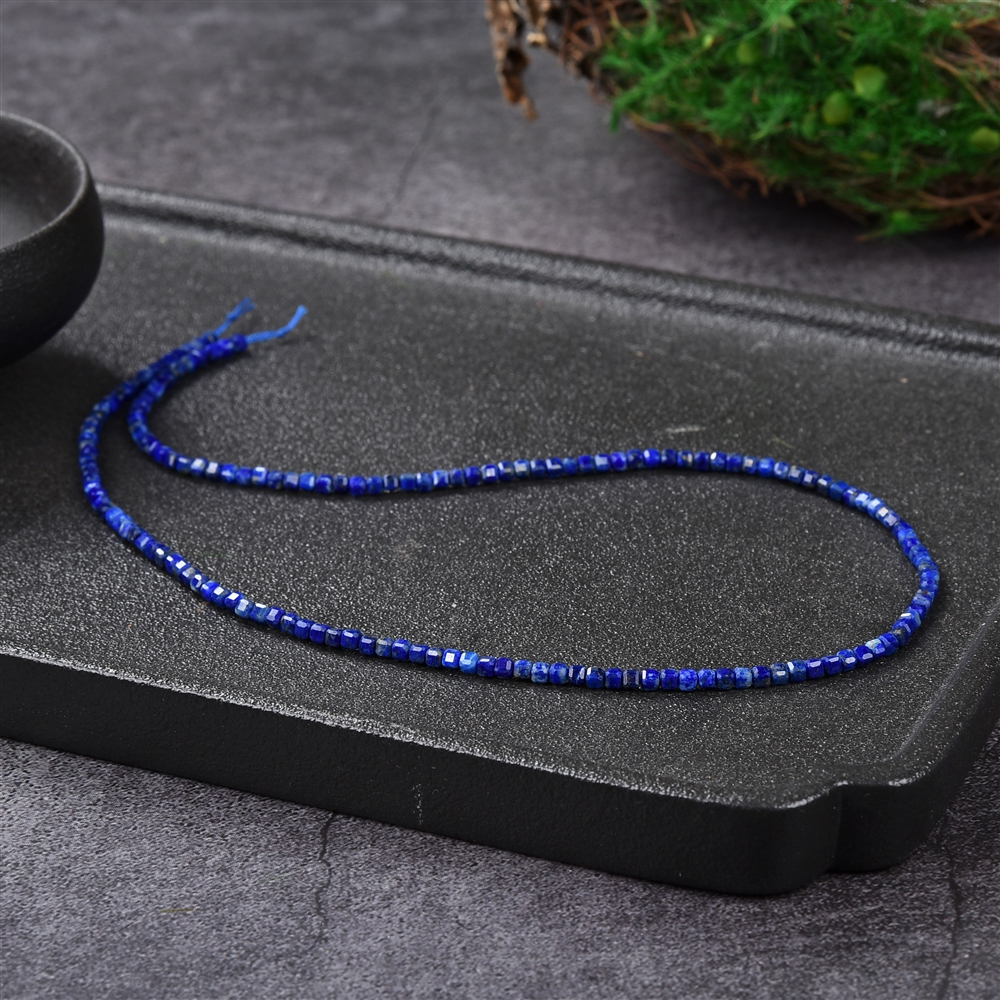 Strang Würfel, Lapis Lazuli, 02,5mm, facettiert (39cm)