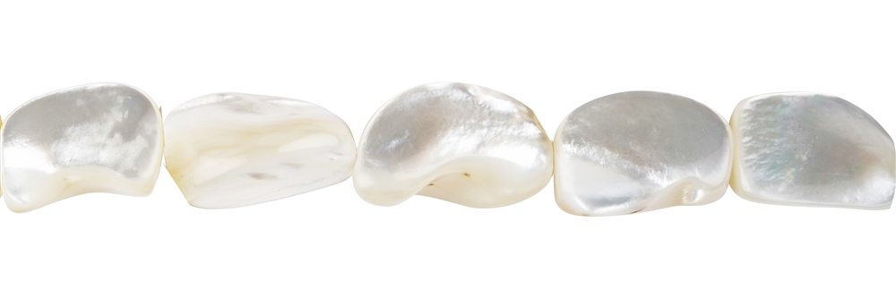 Strand of nuggets, Mother of Pearl (light), 13-23 x 11-21mm