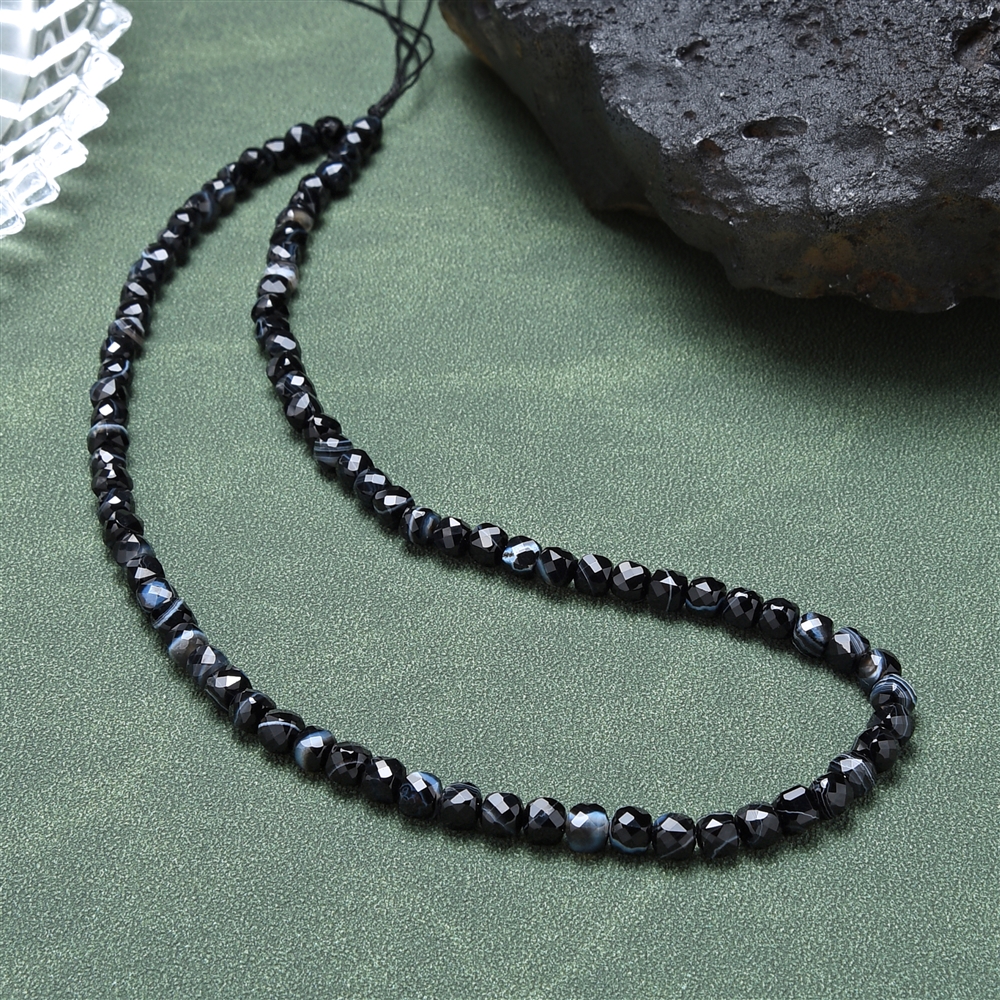 Strand cube, black Agate (dyed), faceted, 04mm (38cm)