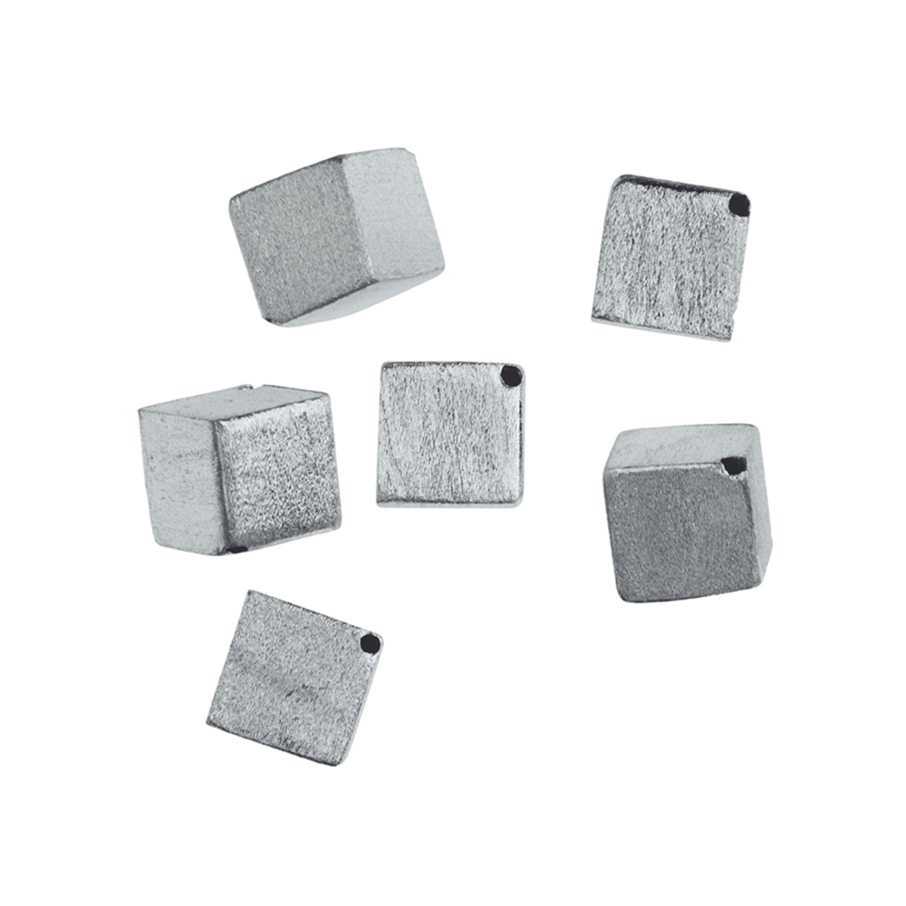 Cube percé transversalement 6mm, argent mat (6 pcs/unité)