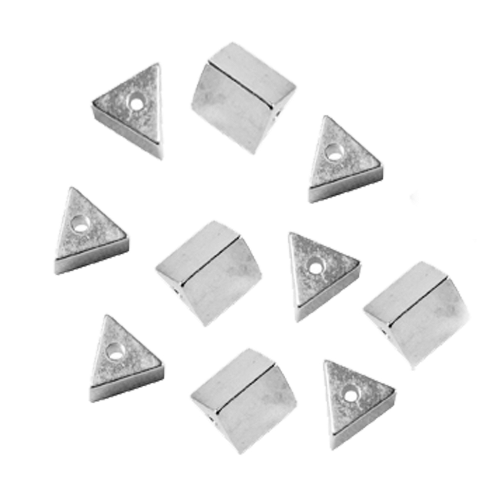 Triangle drilled lengthwise 3mm, silver (10 pcs./unit)