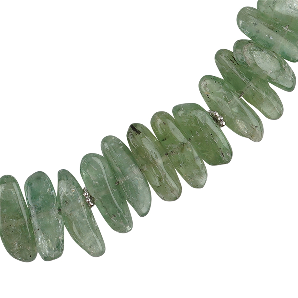 Collana disthene (verde), pietre burattate piatte (06 - 08 mm), rodiato