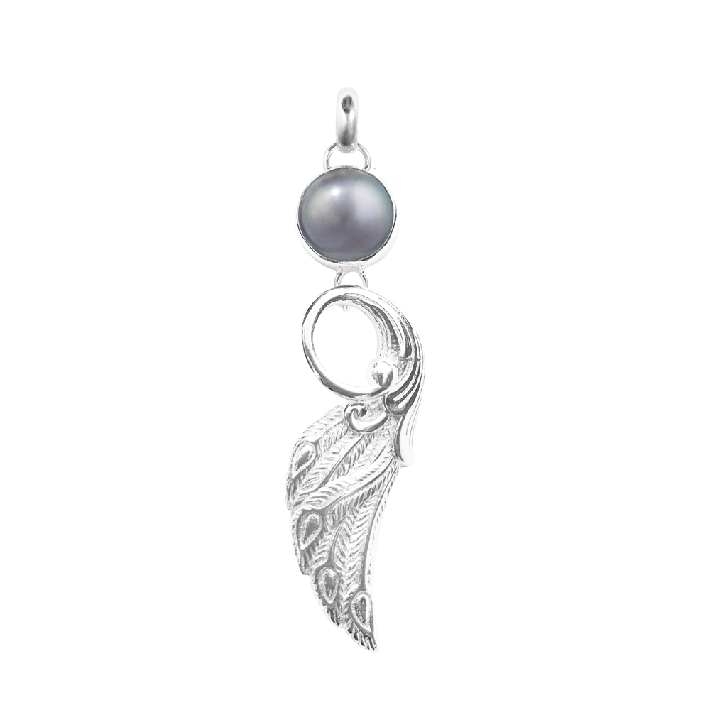 Ciondolo ala di pavone grigio perla, 6,6 cm