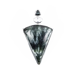 242018210127 Pendentif Serafinite Triangle, Topaze blanche, Tourmaline verte, 5,0cm, rhodié | Marco Schreier