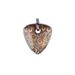 242018210334 Petrified Coral Triangle Pendant, 3,3cm, rhodium plated | Marco Schreier