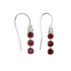 244023210393 Earrings garnet, round (3.5mm), 2.8cm, platinum plated | Marco Schreier