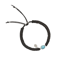 245023150009 Macramé bracelet, Larimar oval, platinum plated | gems, healing stones & jewelry