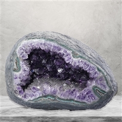 2805012526 Amethyst cave unique 526 | wholesaler - gems, precious & healing stones, jewelry