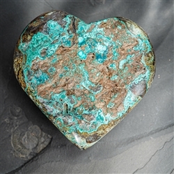 2806051007 Chrysocolla heart (stab.), 10 x 09cm, unique 007 | Marco Schreier