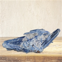 2806063004 Stufe Disthen, 19 x 5cm, Unikat 004 | Schreier Edelsteine, Heilsteine & Schmuck