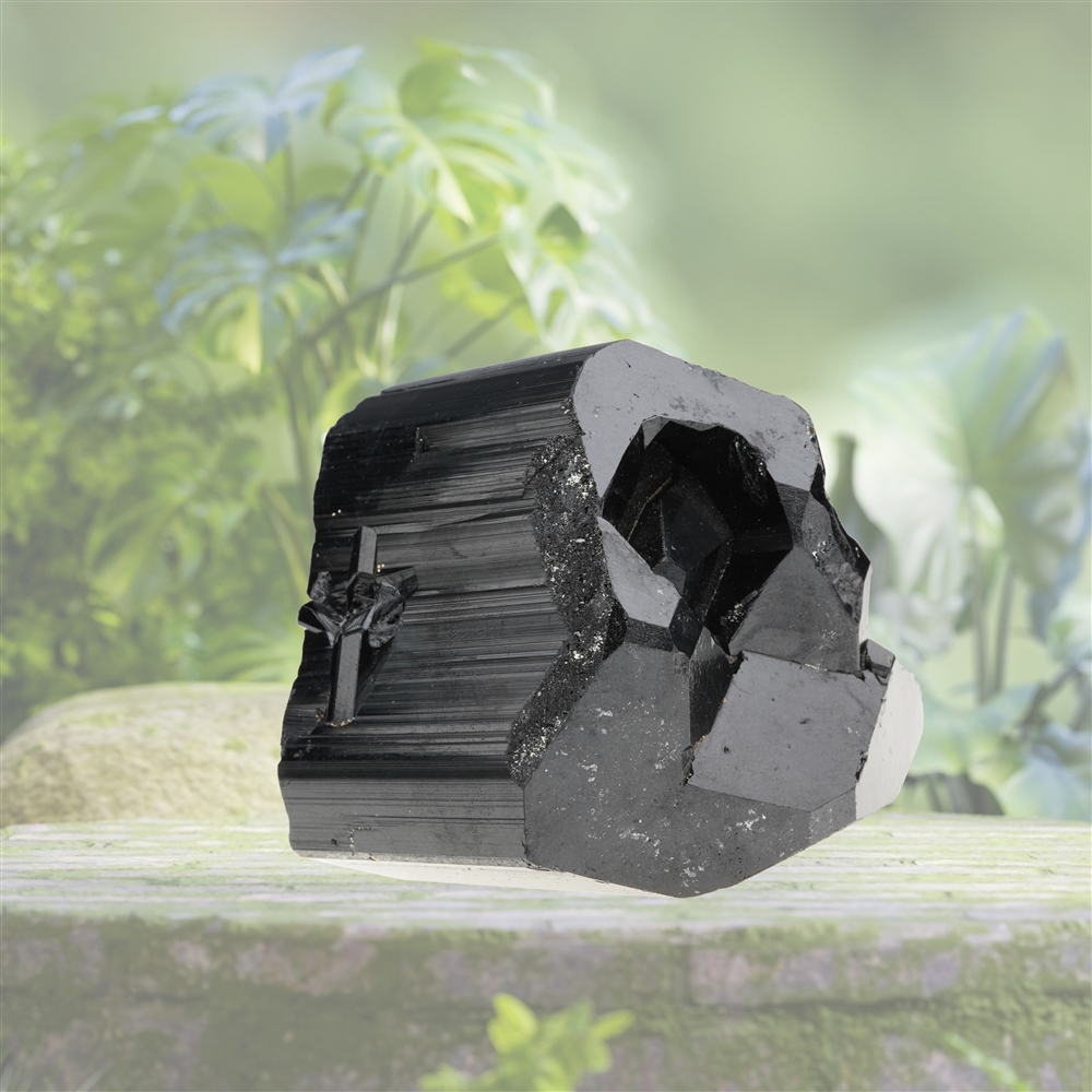Tourmaline (black) crystal unique 037, 7.5cm