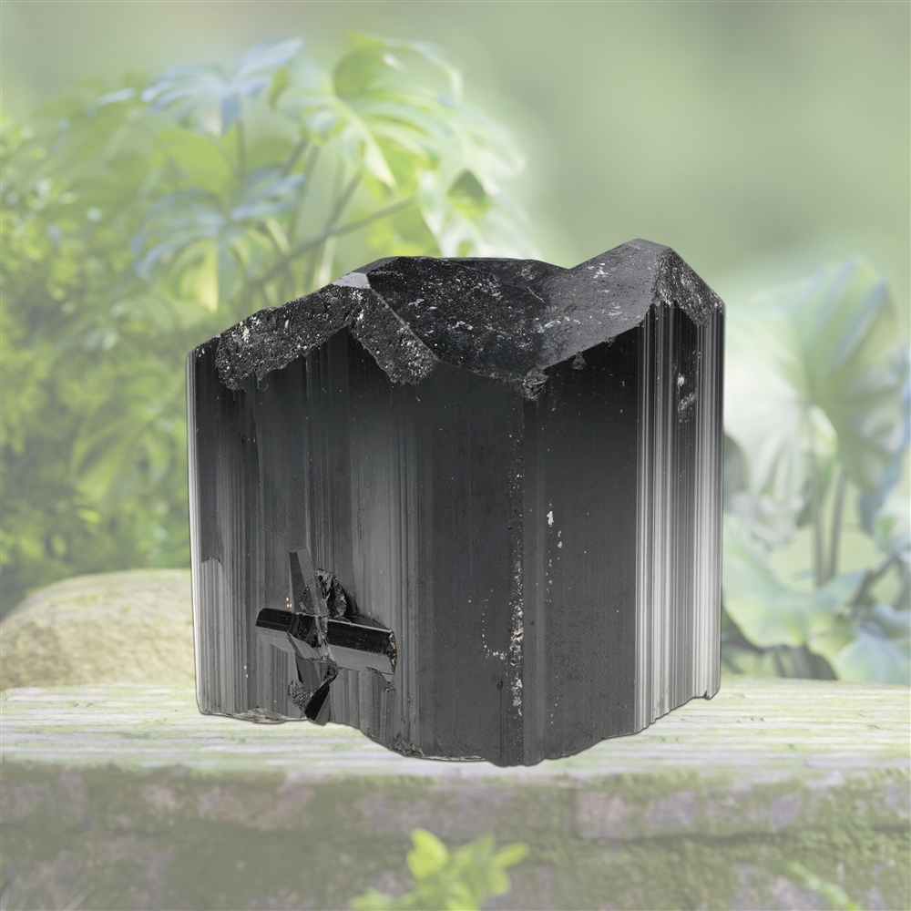 Tourmaline (black) crystal unique 037, 7.5cm