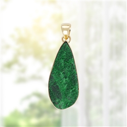 2815541101 Pendente in Uvarovite, 4,8 cm, placcato oro, unico 101 | Marco Schreier