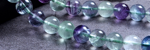 Filamentos de fluorita | Schreier piedras preciosas, piedras curativas y joyería