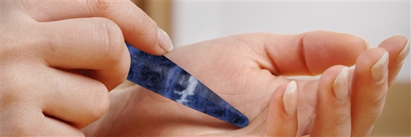 Wellness & Massage with Sodalite | wholesaler gems, healing stones & jewelry