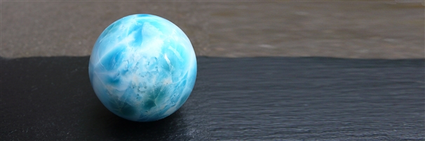 Eggs, Balls, Tumbled Stones Larimar | wholesaler gems, healing stones &amp; jewelry