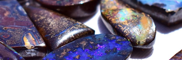 Opal | Marco Schreier wholesale suppliers - gems, healing stones &amp; jewelry