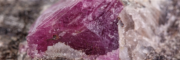 Ruby | Marco Schreier wholesale suppliers - gems, healing stones & jewelry