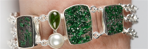 Unique silver jewelry with precious stones | wholesaler gems &amp; healing stones